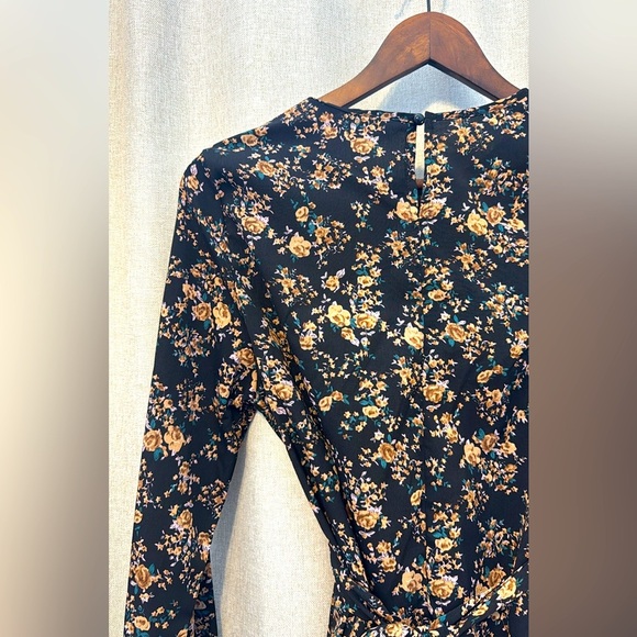 Floral Black Mini Dress - Picture 7 of 8